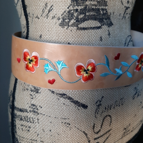 HAYDEN MICHAEL BOHO EMBROIDERED TASSEL BELT - Picture 5 of 13